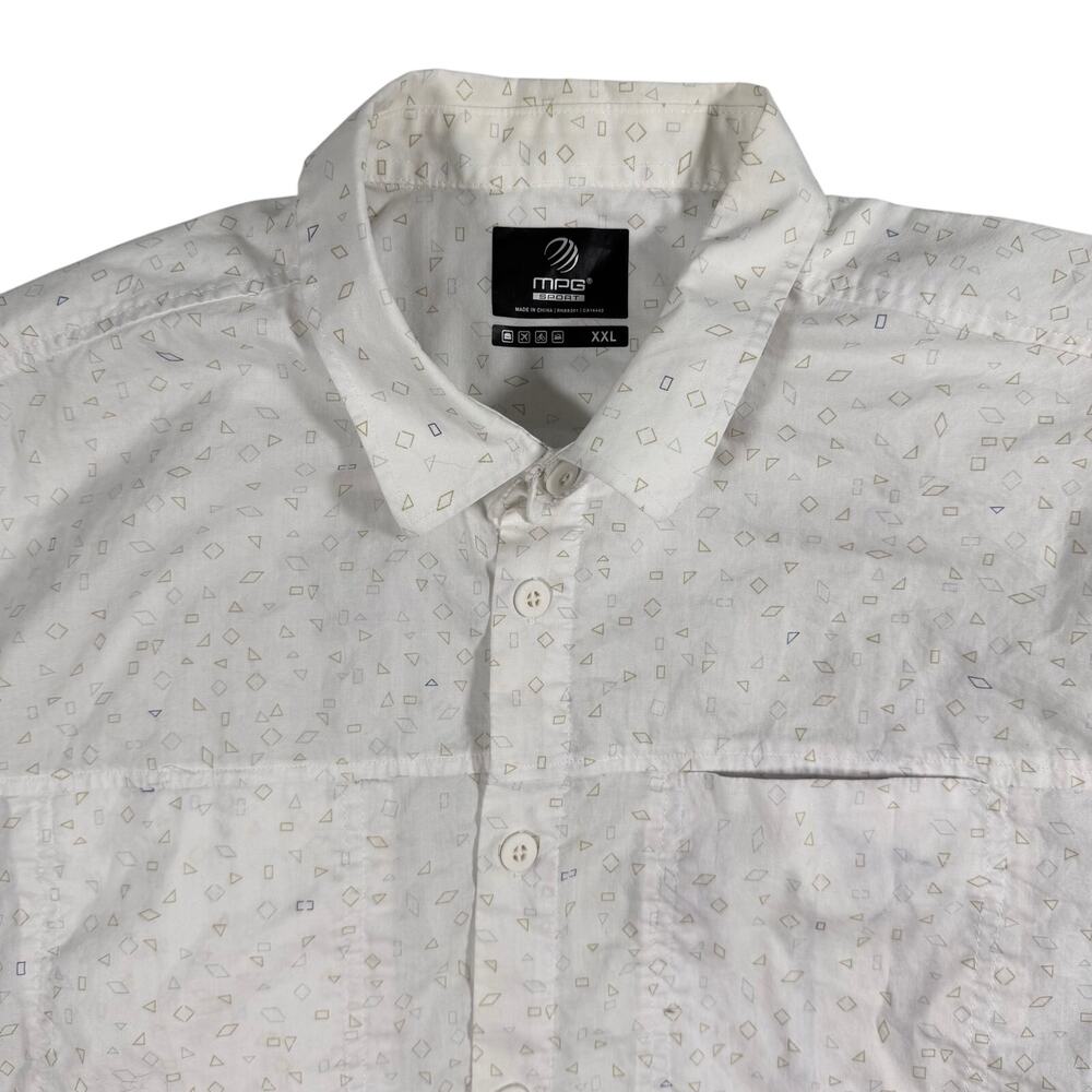 MPG Sport Button Up Shirt Mens XXL White Stretch Casual Short Sleeve